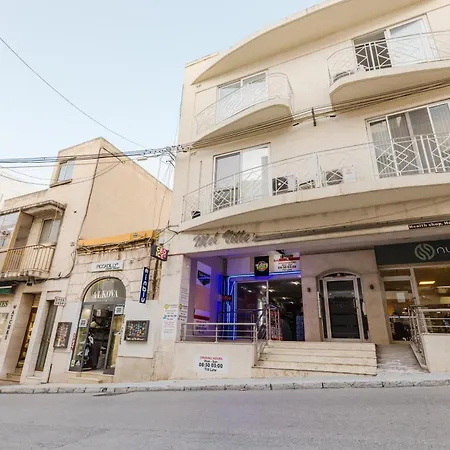 Family Duplex W Shared Pool By Homely Apartament *