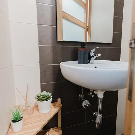 Family Duplex W Shared Pool By Homely Apartament *