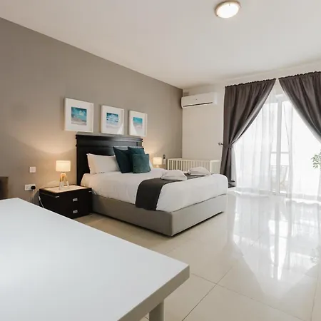 Family Duplex W Shared Pool By Homely Mellieħa