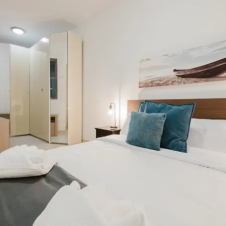 Apartment Family Duplex W Shared Pool By Homely *