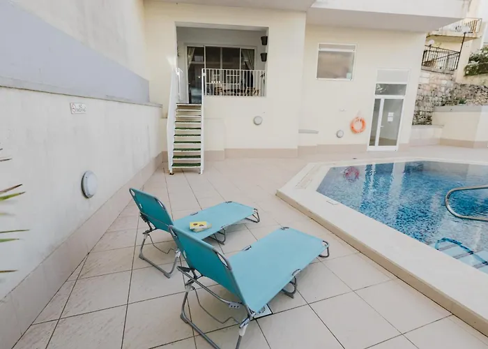 شقة Family Duplex W Shared Pool By Homely المليحة