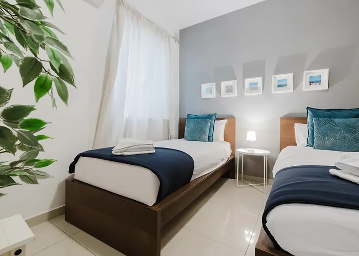 Family Duplex W Shared Pool By Homely *