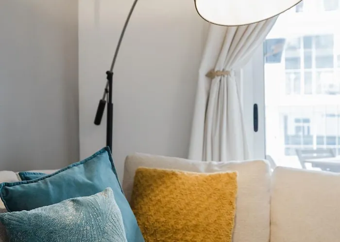 Family Duplex W Shared Pool By Homely شقة