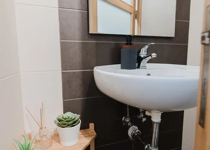 Family Duplex W Shared Pool By Homely Lejlighed *