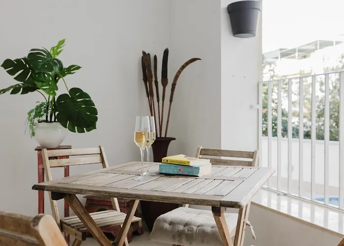 Family Duplex W Shared Pool By Homely Apartament