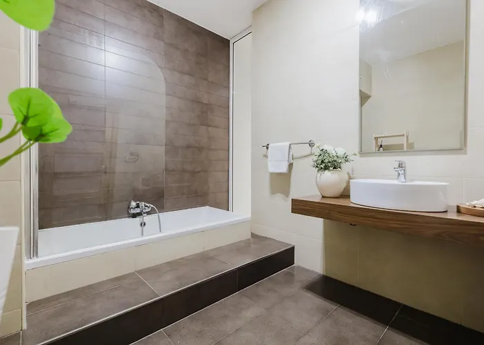 Family Duplex W Shared Pool By Homely Lejlighed *